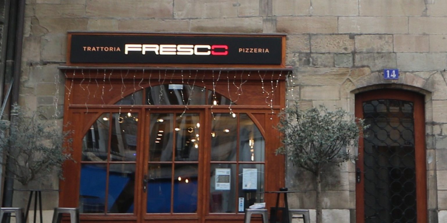 Immeuble + café Banderole