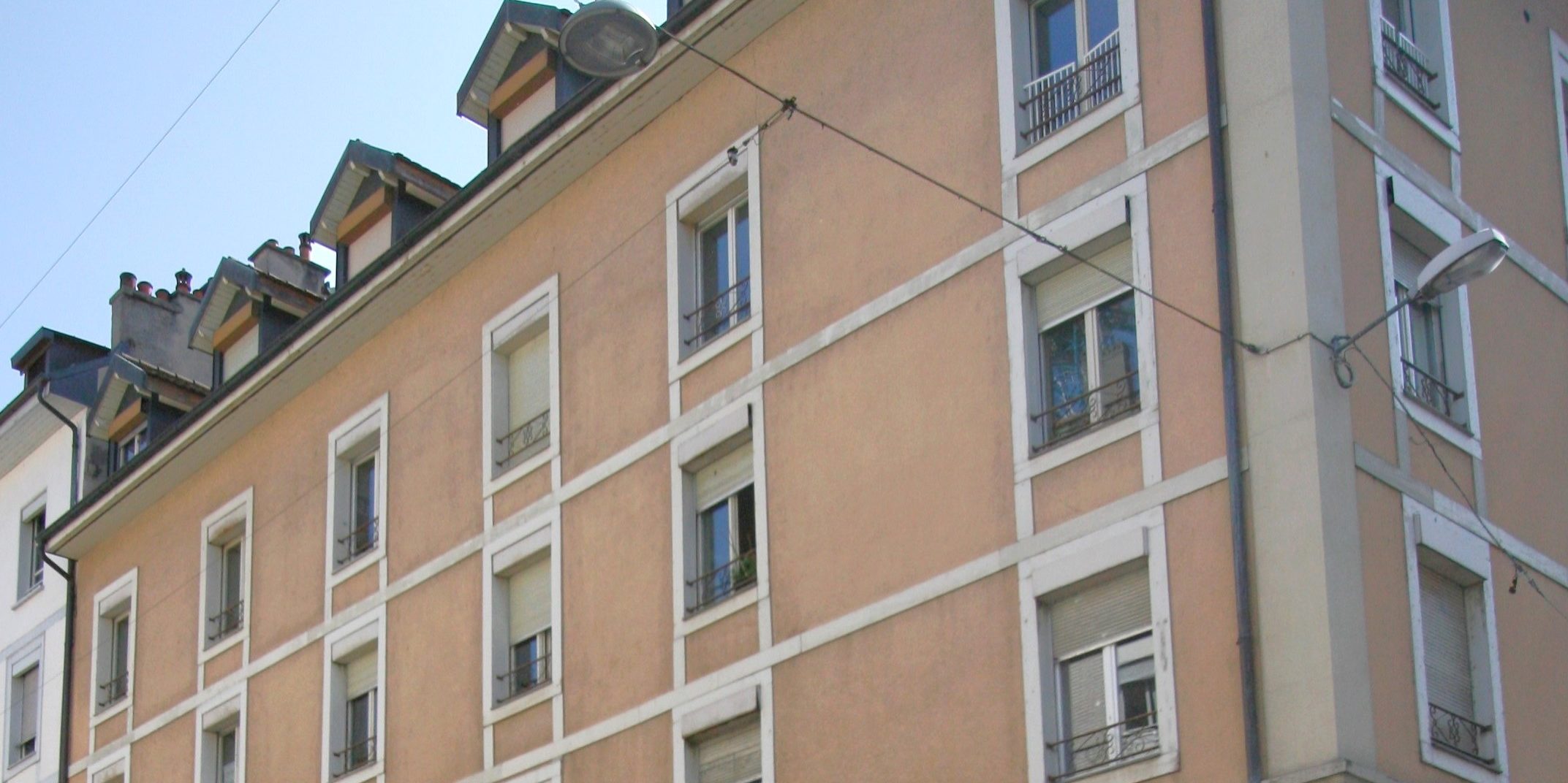 Sismondi-15-Immeuble-annonce-2024