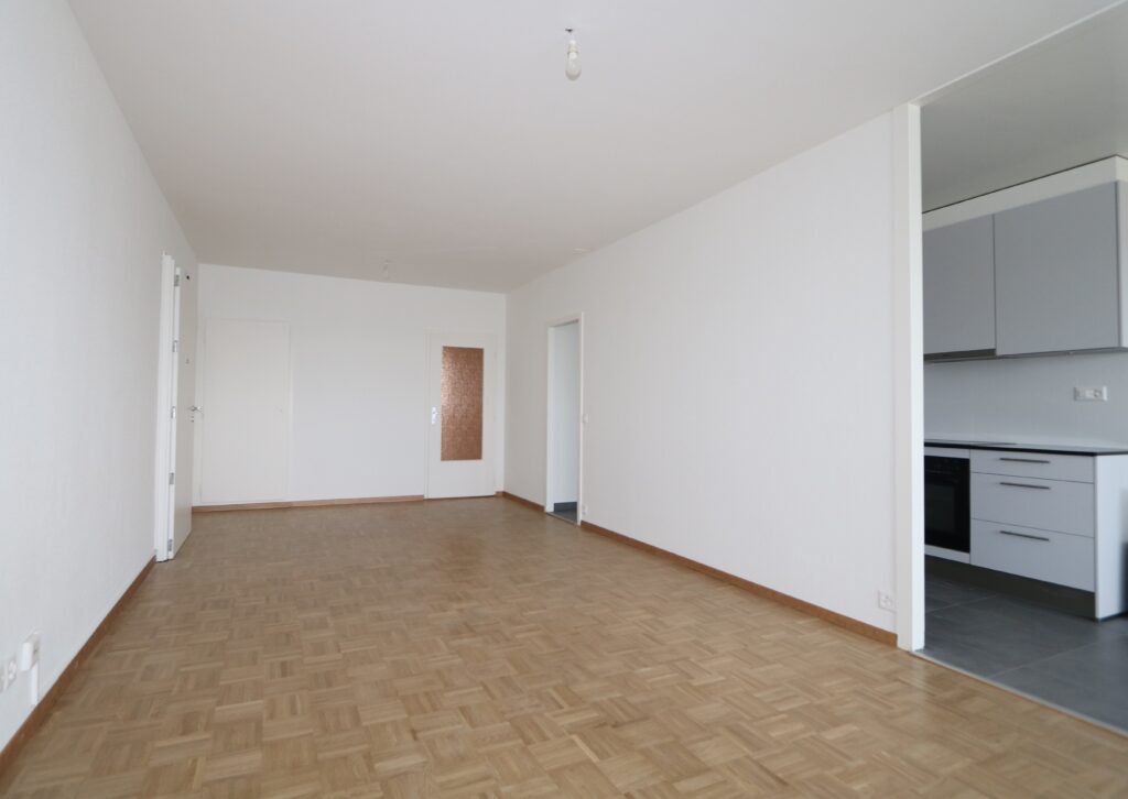 Appartement traversant de 5 pièces avec Loggia