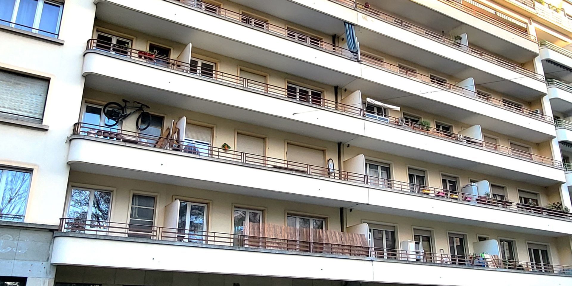 Contamines-19-Immeuble-annonce-Quinte